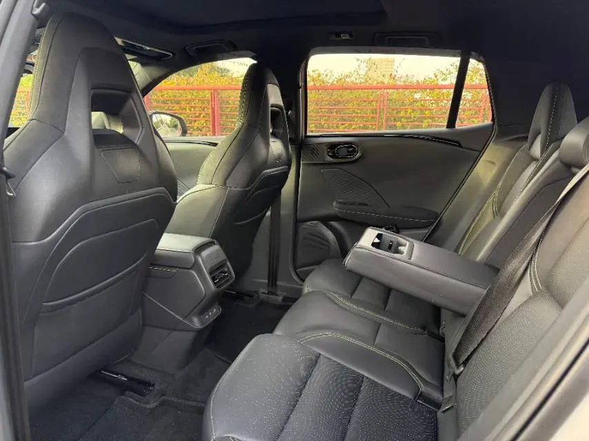 2025 LYNK&CO 06 1.5T 181HP L4 7DCT,autocango,china used car exporter,china ev exporter,chinese used car exporter,chinese used ev exporter