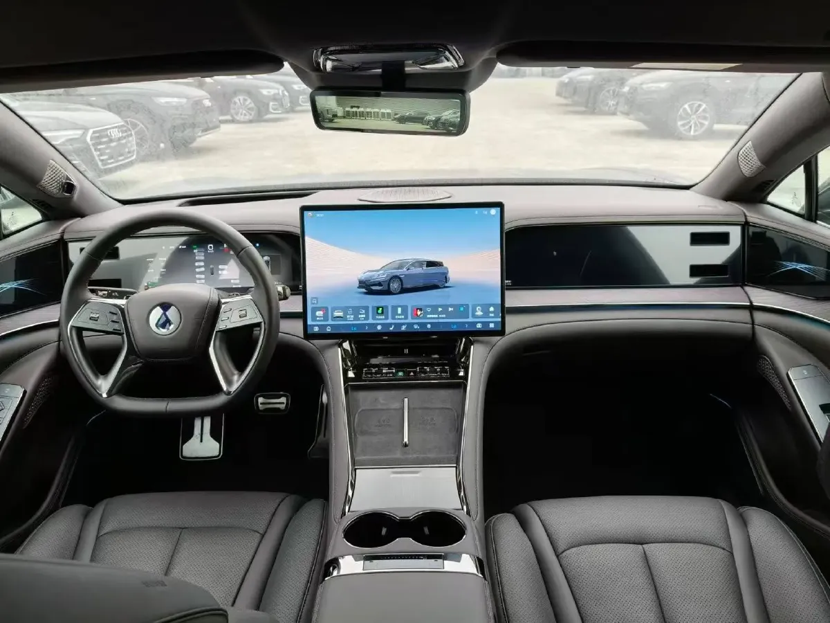 2024 Denza DenzaZ9 2.0T 207HP L4 E-CVT PHEV 38.5KWH,autocango,china used car exporter,china ev exporter,chinese used car exporter,chinese used ev exporter