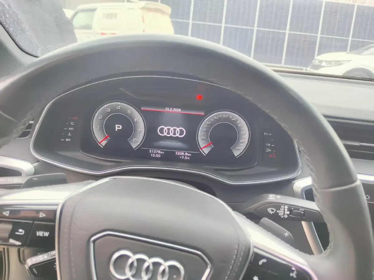 2023 Audi A6L 2.0T 245HP L4 7DCT,autocango,china used car exporter,china ev exporter,chinese used car exporter,chinese used ev exporter