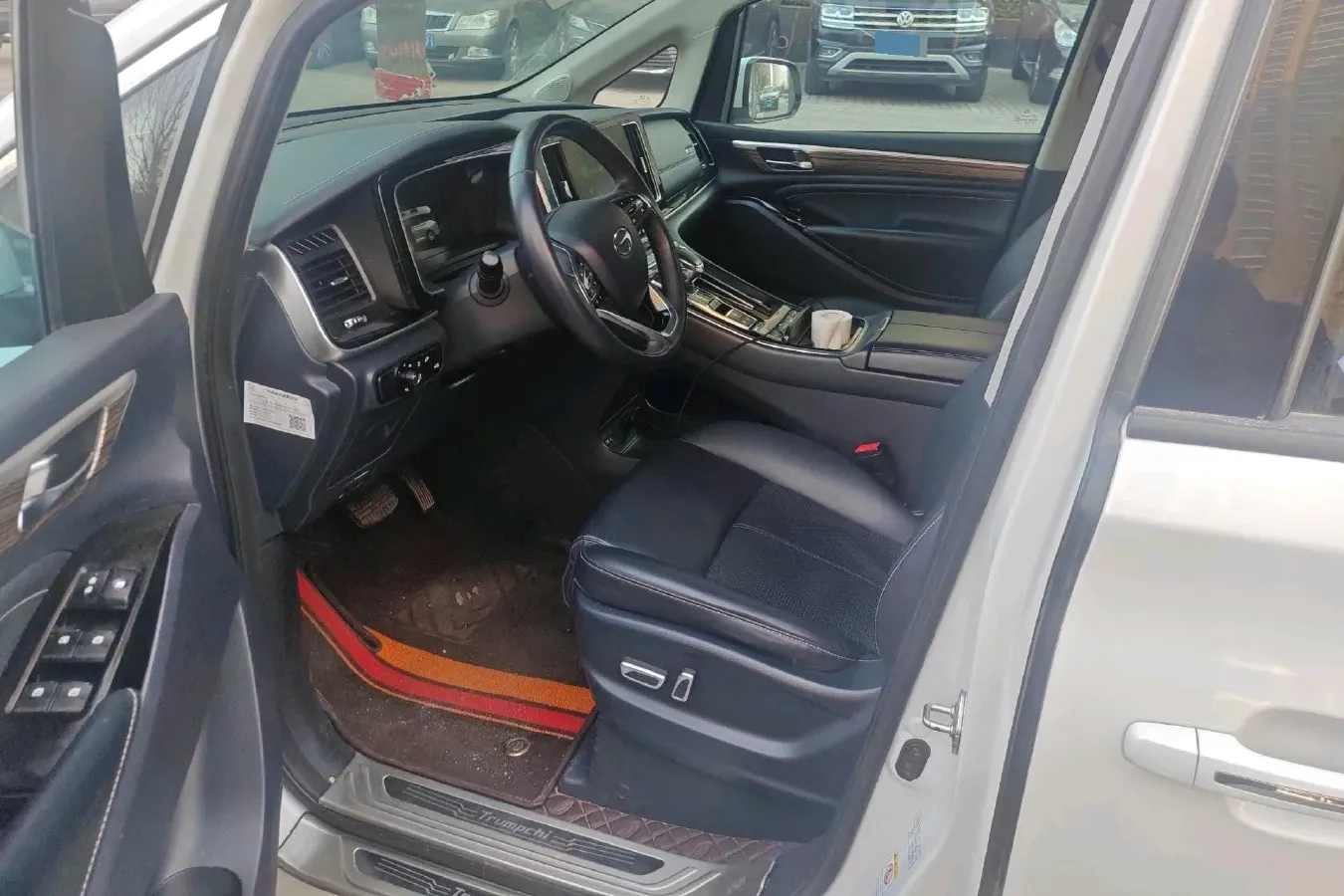 2021 GAC Trumpchi M8 2.0T 252HP L4 8AT,autocango,china used car exporter,china ev exporter,chinese used car exporter,chinese used ev exporter