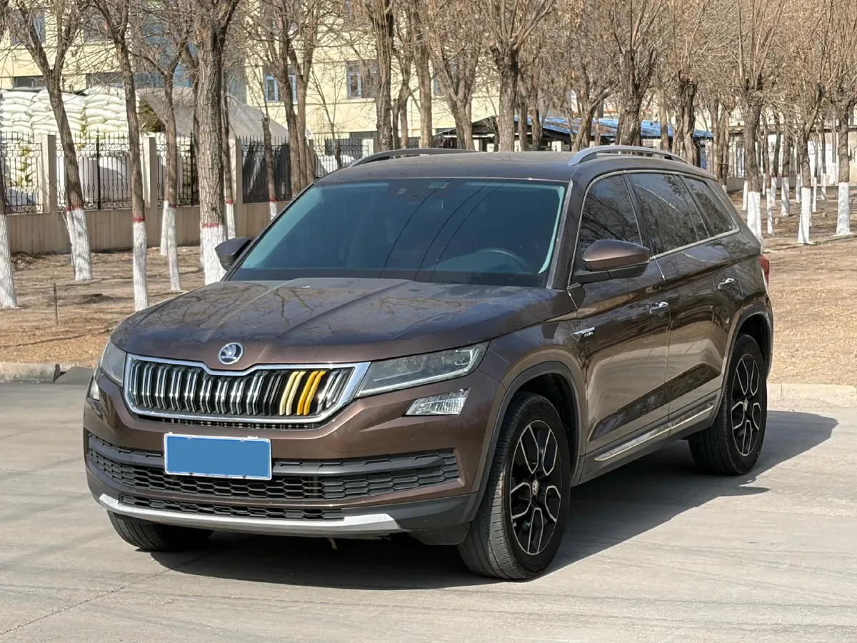 2018 Skoda Kodiak 2.0T 186HP L4 7DCT,autocango,china used car exporter,china ev exporter,chinese used car exporter,chinese used ev exporter
