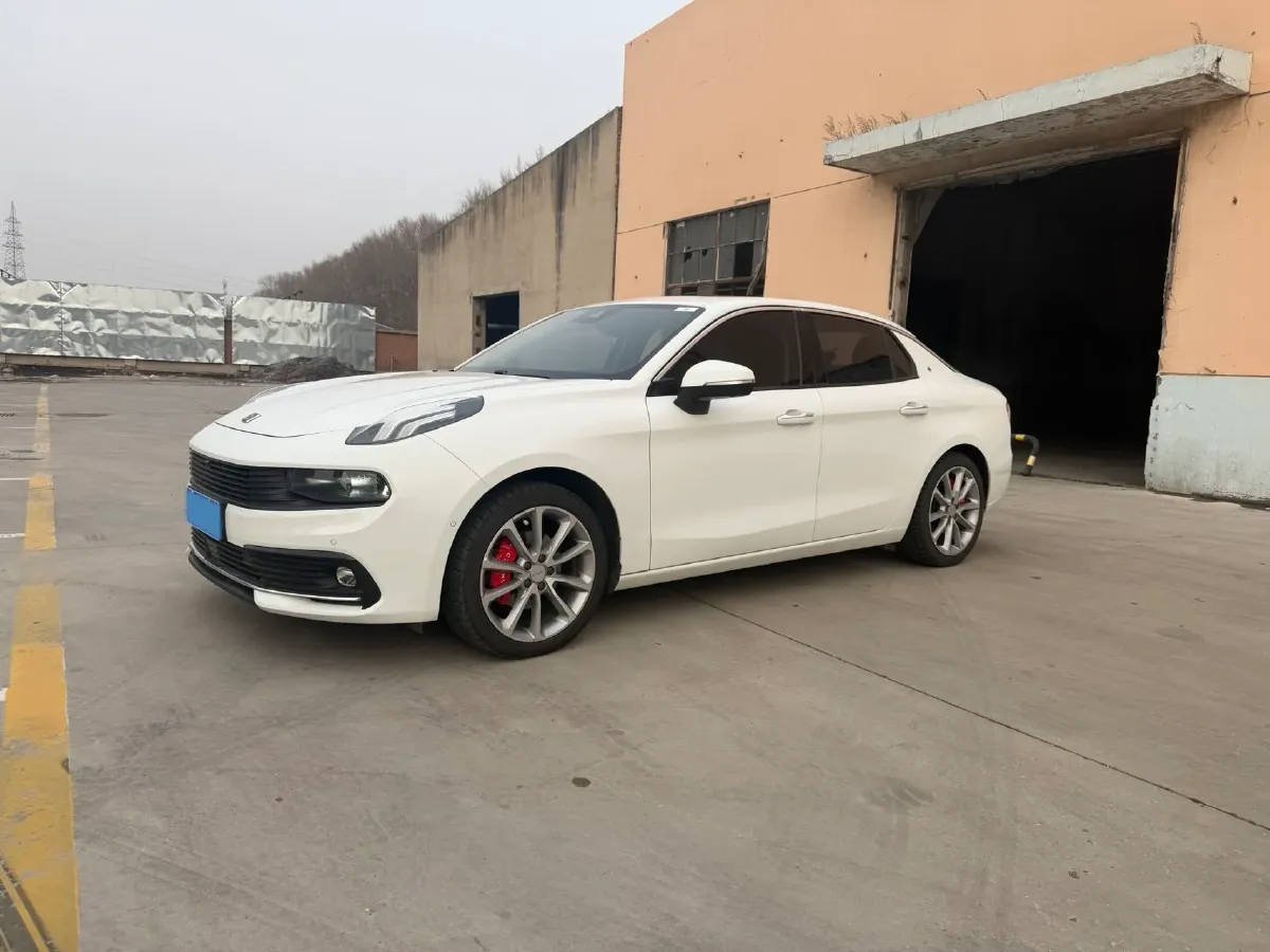 2018 Toyota C-HR 2.0L 171HP L4 CVT,autocango,china used car exporter,china ev exporter,chinese used car exporter,chinese used ev exporter