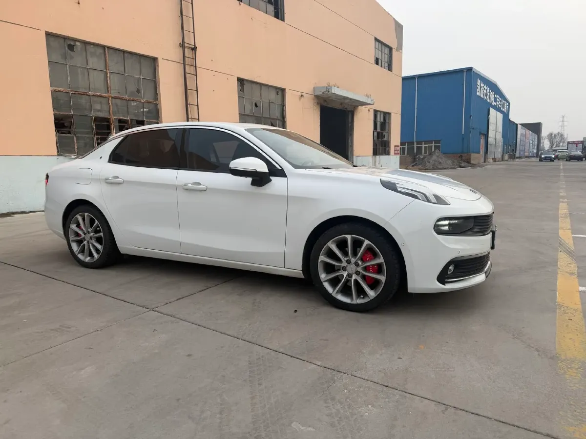 2018 Toyota C-HR 2.0L 171HP L4 CVT,autocango,china used car exporter,china ev exporter,chinese used car exporter,chinese used ev exporter