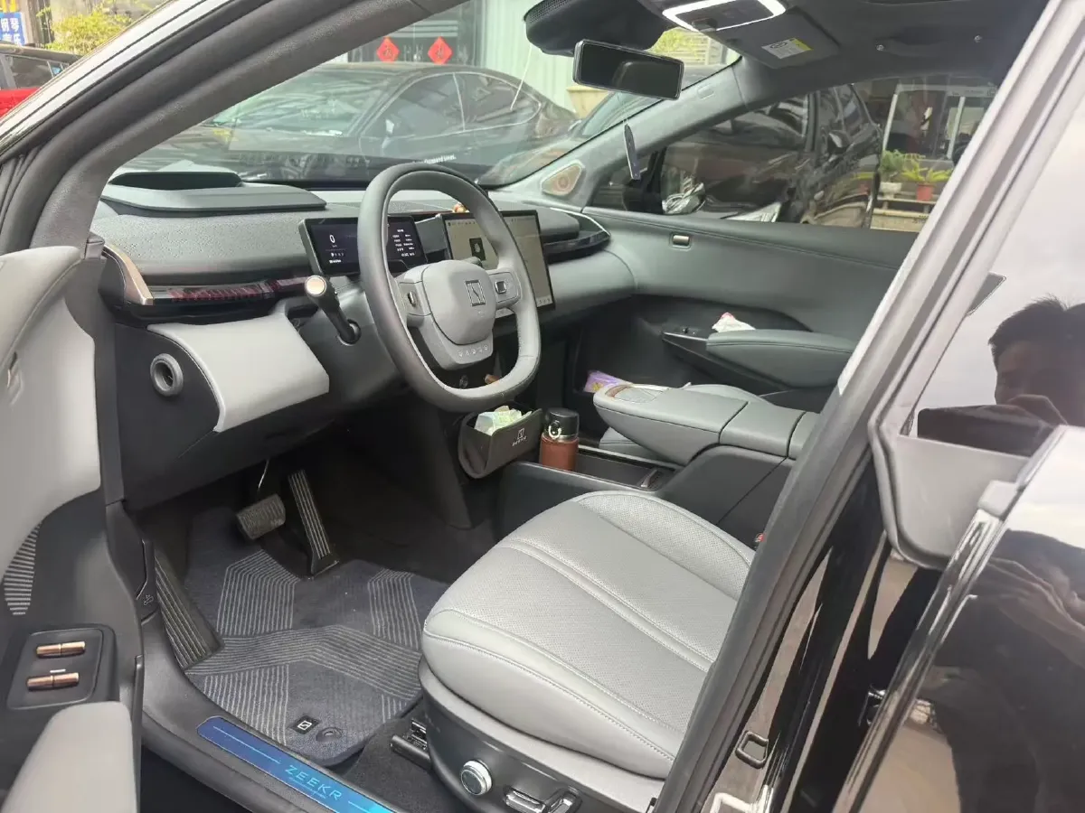 2024 Zeekr X BEV 66KWH,autocango,china used car exporter,china ev exporter,chinese used car exporter,chinese used ev exporter