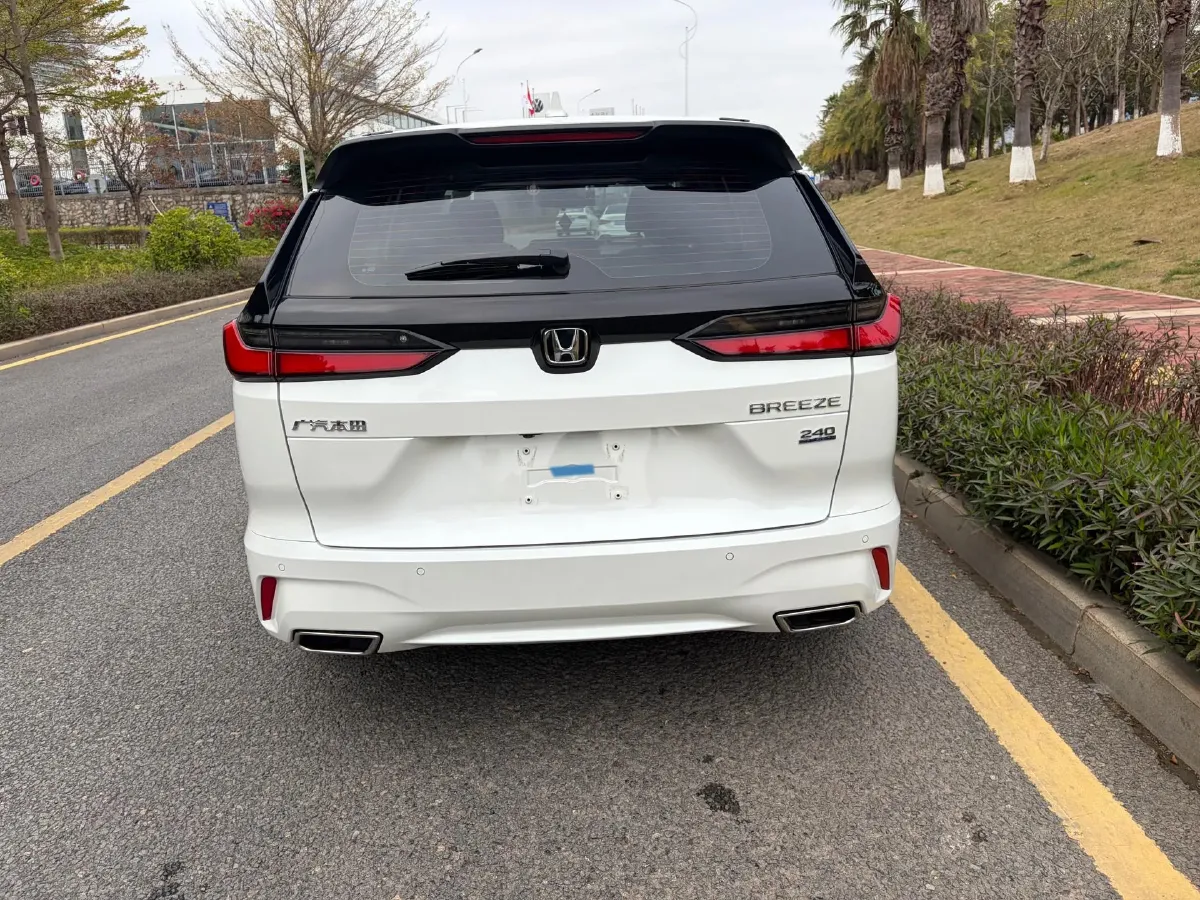 2023 Honda Breeze 1.5T 193HP L4 CVT,autocango,china used car exporter,china ev exporter,chinese used car exporter,chinese used ev exporter