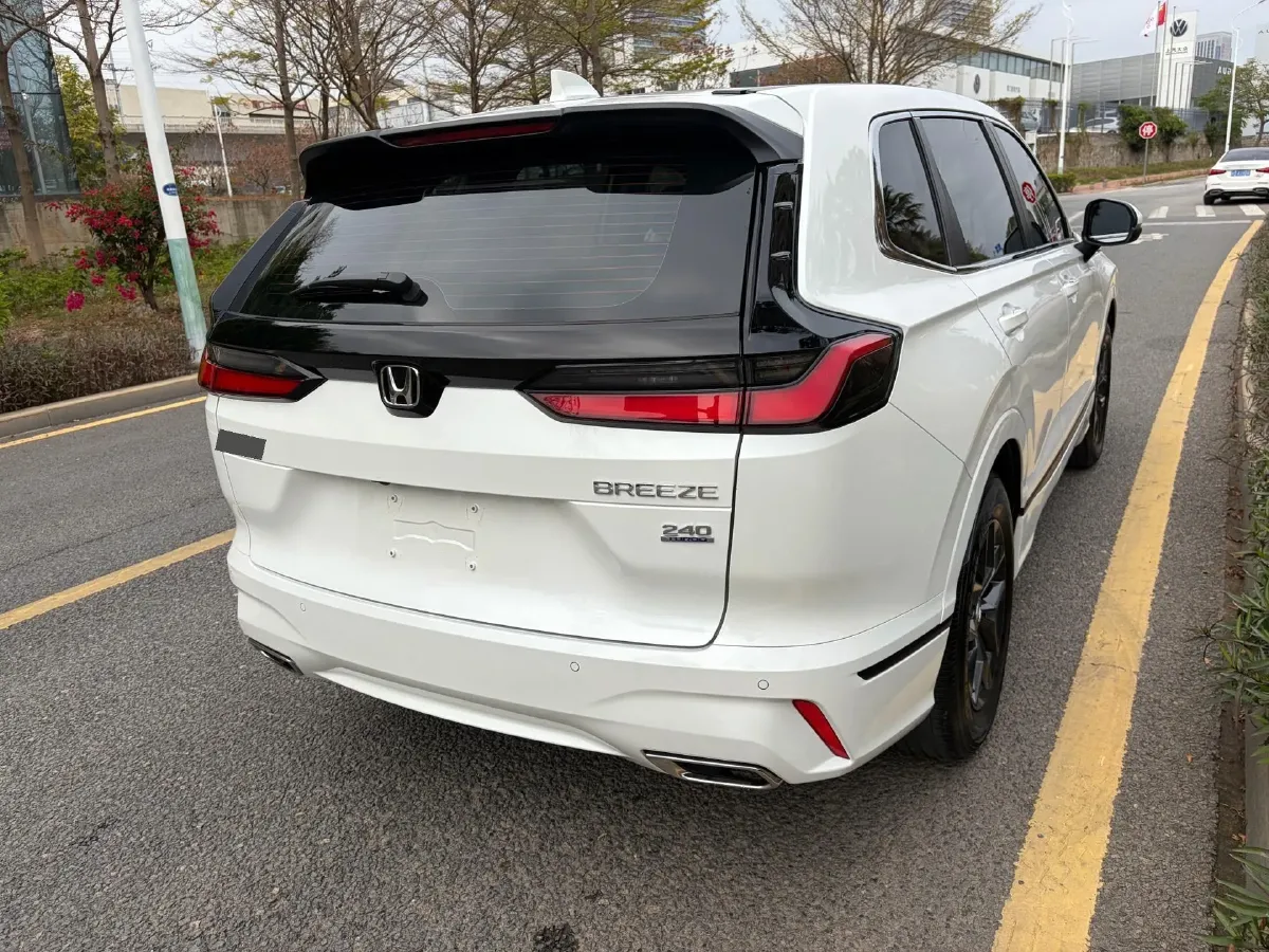 2023 Honda Breeze 1.5T 193HP L4 CVT,autocango,china used car exporter,china ev exporter,chinese used car exporter,chinese used ev exporter