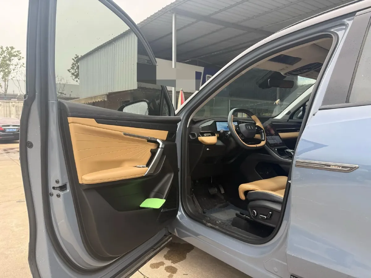 2023 Geely StarRay 2.0T 218HP L4 7DCT,autocango,china used car exporter,china ev exporter,chinese used car exporter,chinese used ev exporter