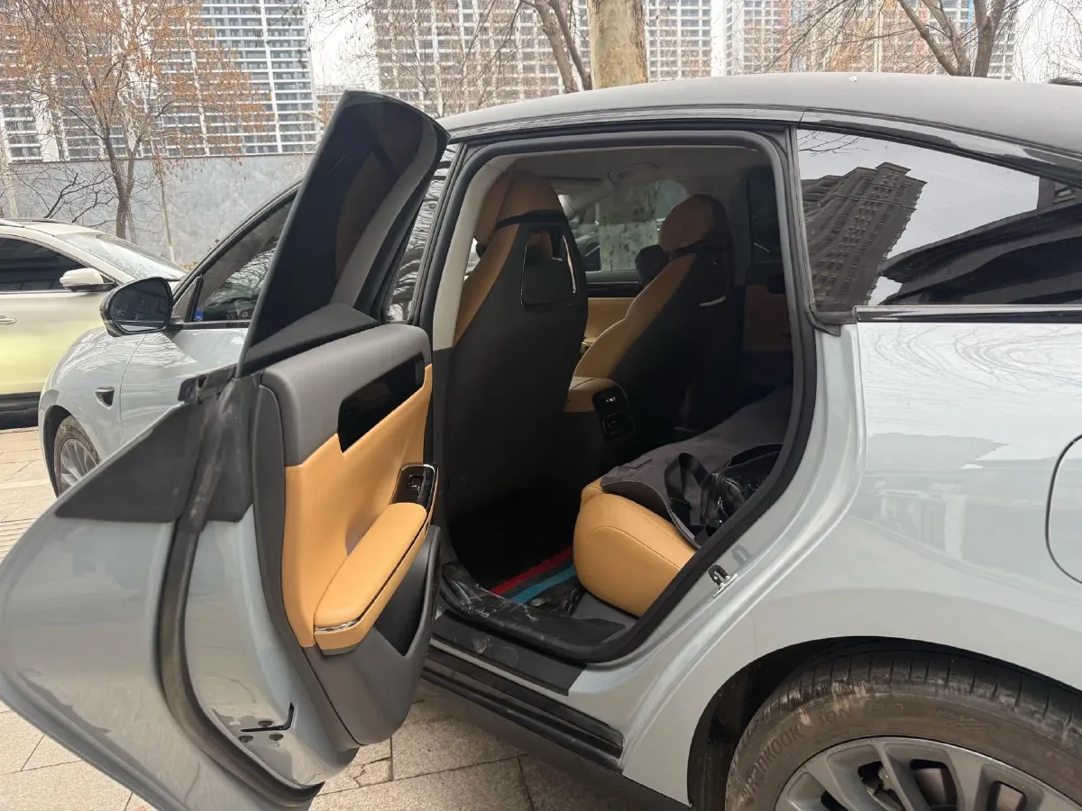 2024 Leapmotor C01 1.5L 95HP L4 REEV 43.7KWH,autocango,china used car exporter,china ev exporter,chinese used car exporter,chinese used ev exporter