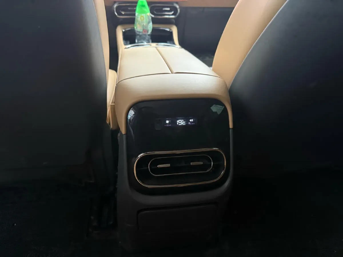 2024 Leapmotor C01 1.5L 95HP L4 REEV 43.7KWH,autocango,china used car exporter,china ev exporter,chinese used car exporter,chinese used ev exporter