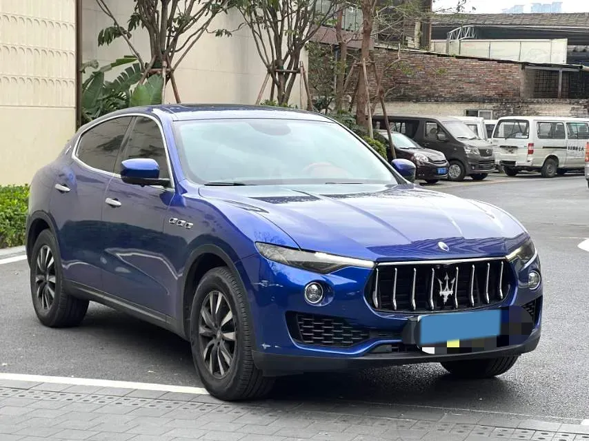 2018 Maserati Levante 3.0T 350HP V6 8AT,autocango,china used car exporter,china ev exporter,chinese used car exporter,chinese used ev exporter