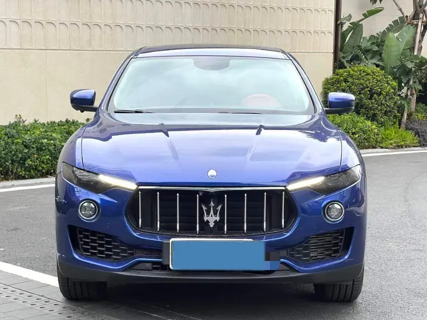 2018 Maserati Levante 3.0T 350HP V6 8AT,autocango,china used car exporter,china ev exporter,chinese used car exporter,chinese used ev exporter