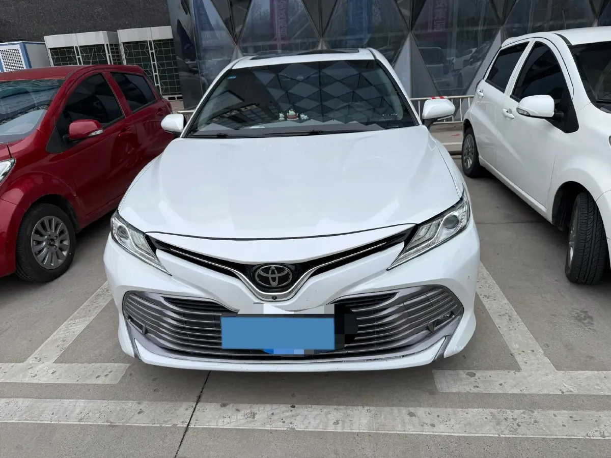2019 Toyota Camry 2.0L 178HP L4 CVT,autocango,china used car exporter,china ev exporter,chinese used car exporter,chinese used ev exporter
