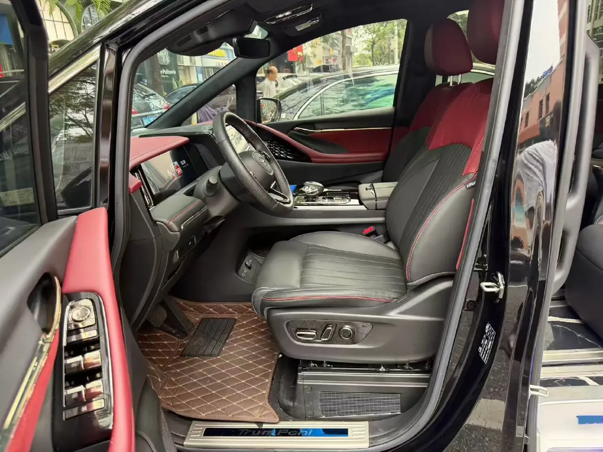 2023 GAC Trumpchi M8 2.0T 252HP L4 8AT,autocango,china used car exporter,china ev exporter,chinese used car exporter,chinese used ev exporter