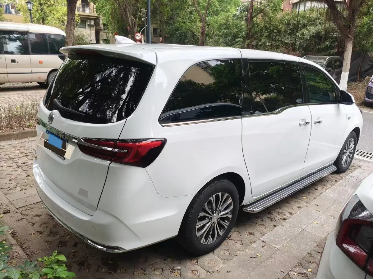 2023 Buick GL8 2.0T 237HP L4 9AT,autocango,china used car exporter,china ev exporter,chinese used car exporter,chinese used ev exporter
