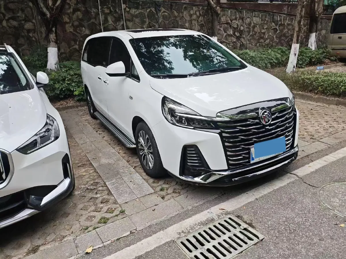 2023 Buick GL8 2.0T 237HP L4 9AT,autocango,china used car exporter,china ev exporter,chinese used car exporter,chinese used ev exporter