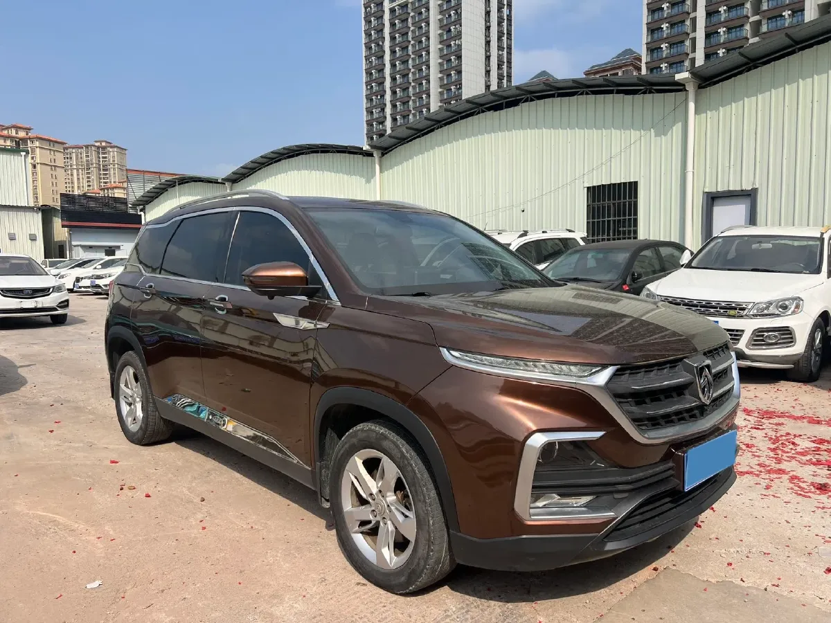 2019 BaoJun 530 1.5T 151HP L4 CVT,autocango,china used car exporter,china ev exporter,chinese used car exporter,chinese used ev exporter