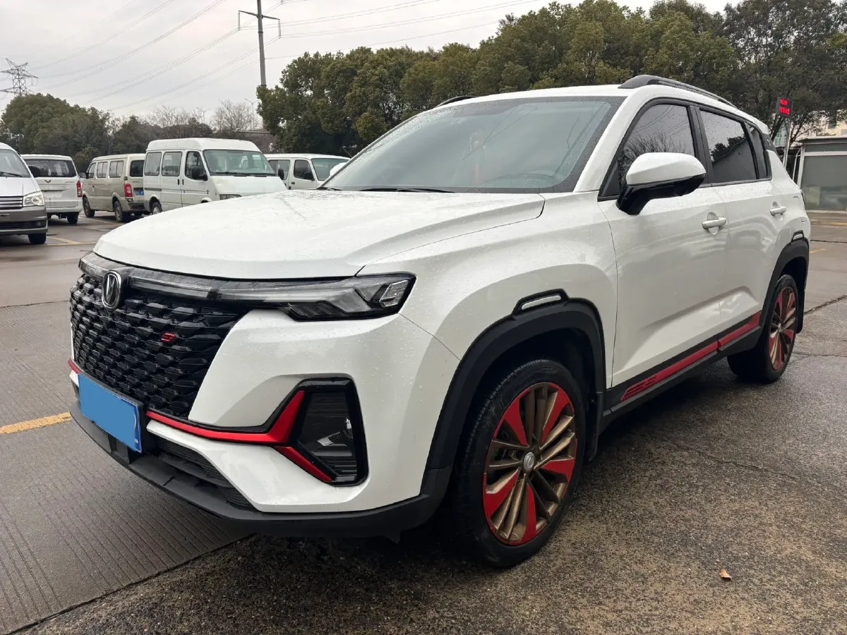 2021 ChangAn CS35 Plus 1.4T 160HP L4 7DCT,autocango,china used car exporter,china ev exporter,chinese used car exporter,chinese used ev exporter