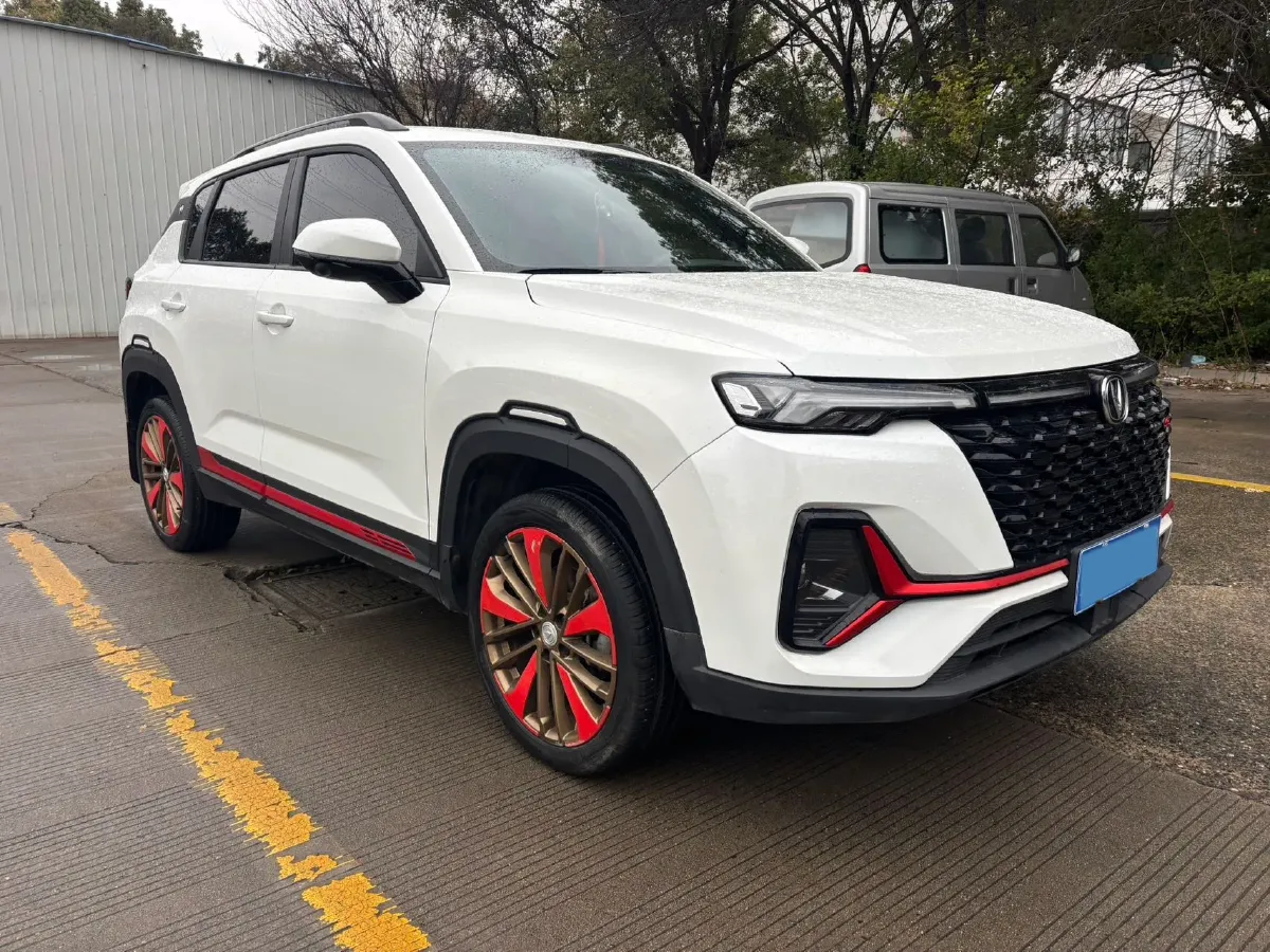 2021 ChangAn CS35 Plus 1.4T 160HP L4 7DCT,autocango,china used car exporter,china ev exporter,chinese used car exporter,chinese used ev exporter