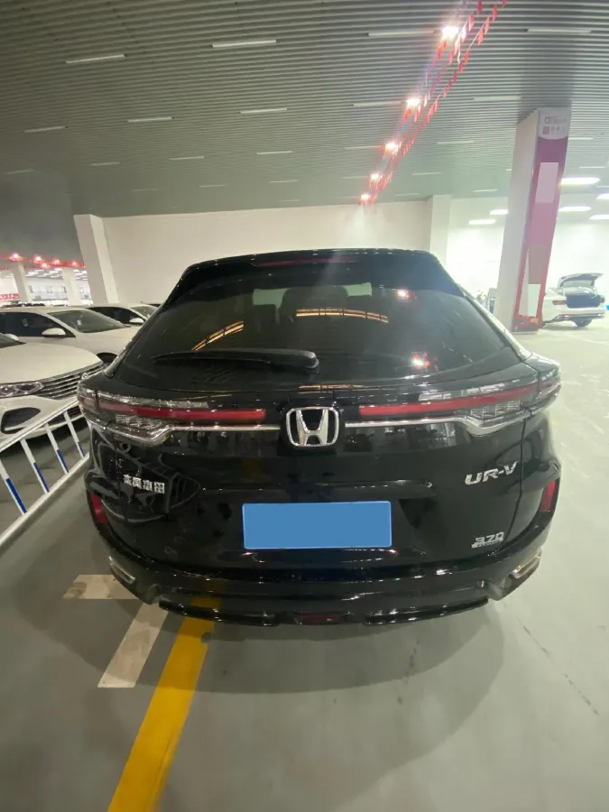 2020 Honda UR-V 2.0T 272HP L4 9AT,autocango,china used car exporter,china ev exporter,chinese used car exporter,chinese used ev exporter