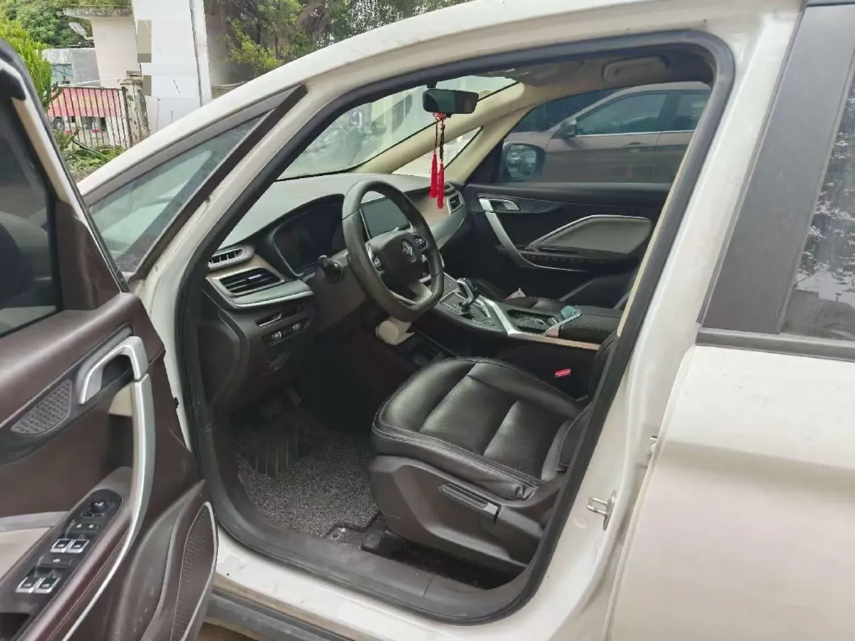 2021 Livan Maple 80v BEV 53KWH,autocango,china used car exporter,china ev exporter,chinese used car exporter,chinese used ev exporter