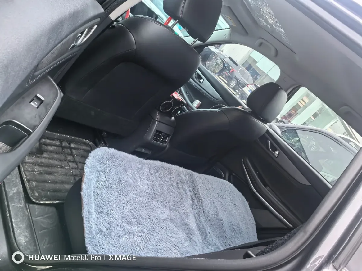 2022 ChangAn CS75 1.5T 180HP L4 7DCT,autocango,china used car exporter,china ev exporter,chinese used car exporter,chinese used ev exporter