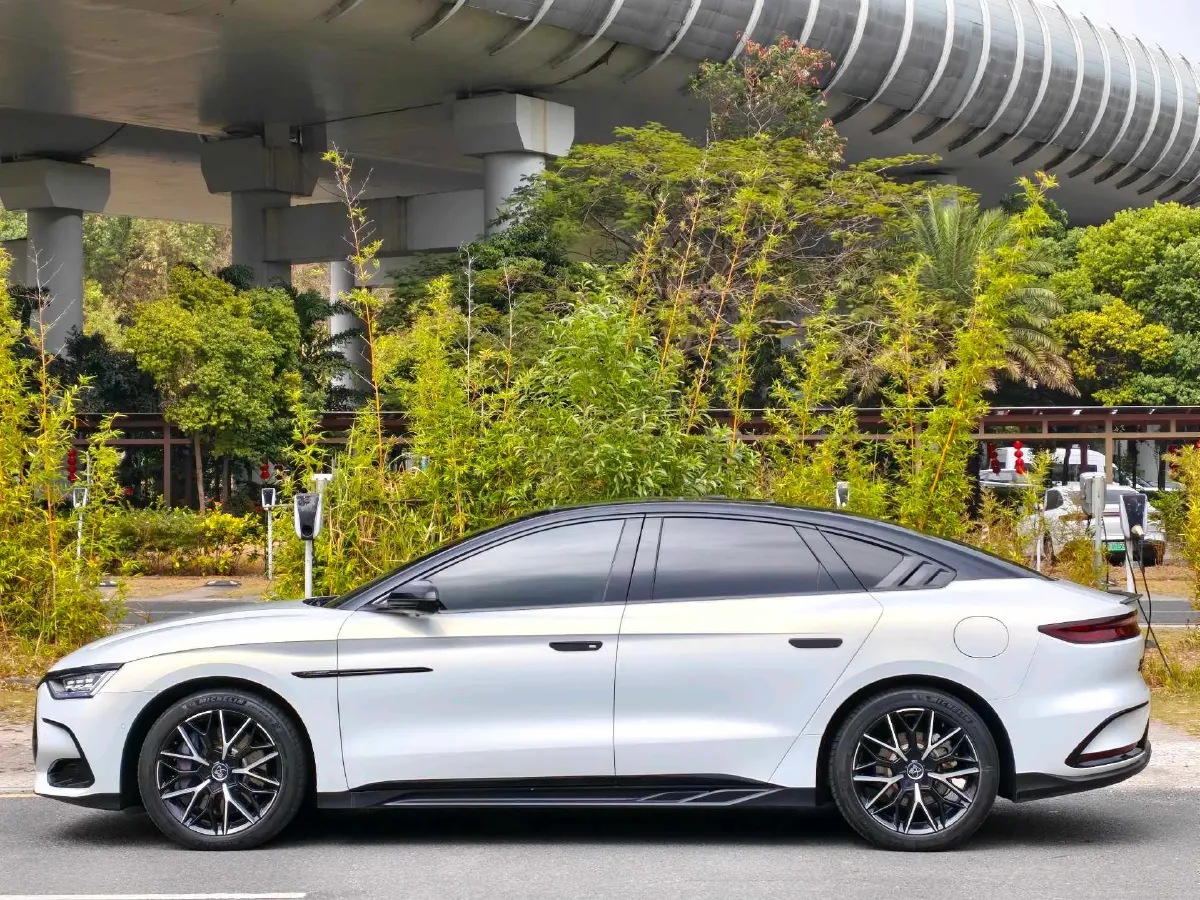 2022 Infiniti Q50L 2.0T 211HP L4 7AT,autocango,china used car exporter,china ev exporter,chinese used car exporter,chinese used ev exporter