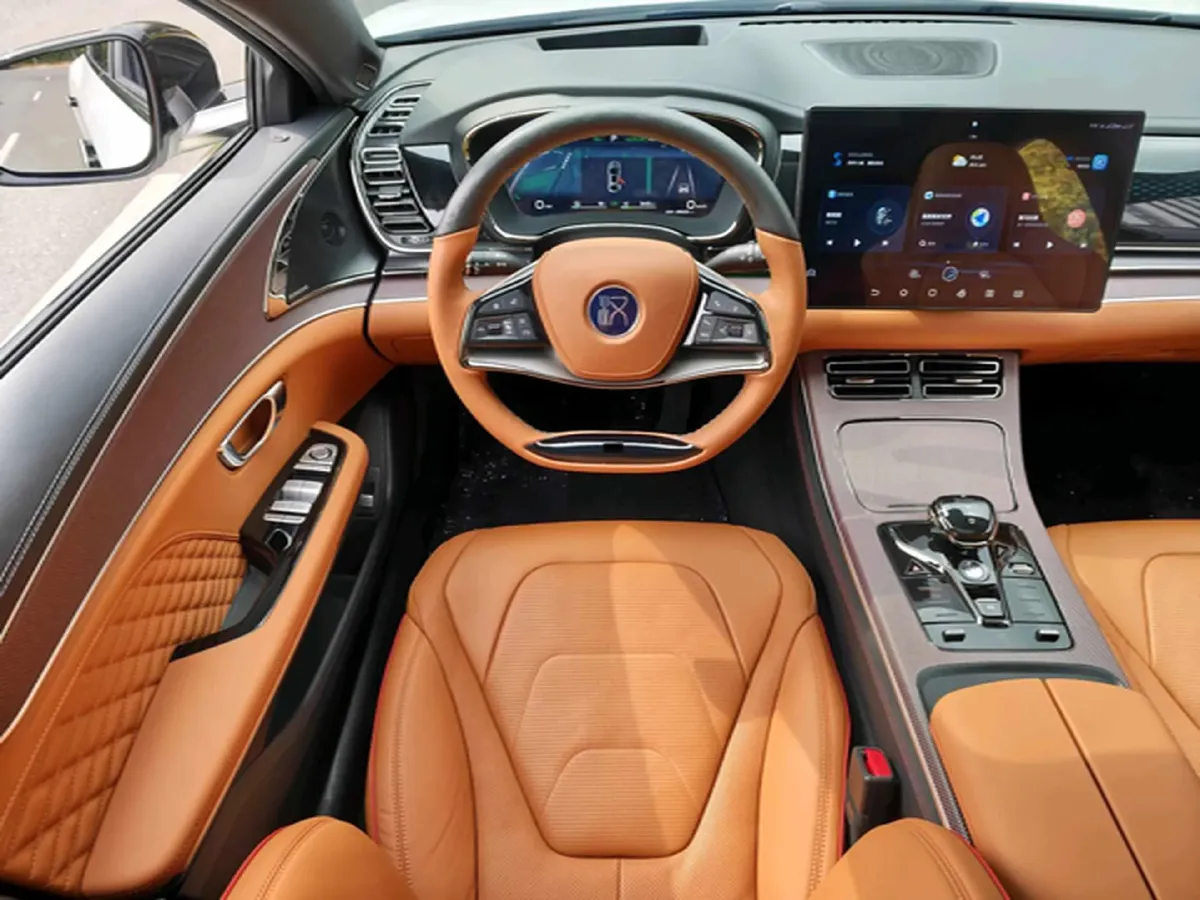 2022 Infiniti Q50L 2.0T 211HP L4 7AT,autocango,china used car exporter,china ev exporter,chinese used car exporter,chinese used ev exporter