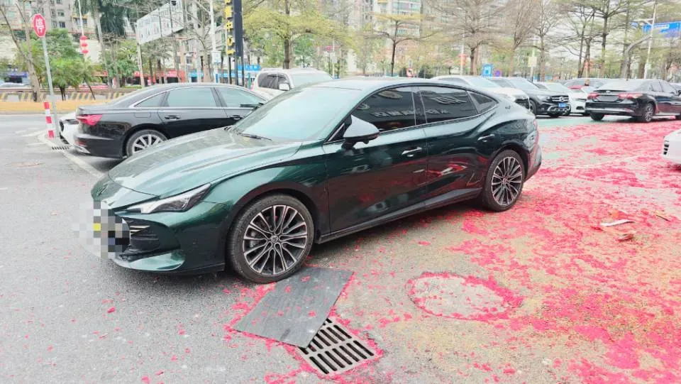 2023 MG 7 2.0T 261HP L4 9AT,autocango,china used car exporter,china ev exporter,chinese used car exporter,chinese used ev exporter