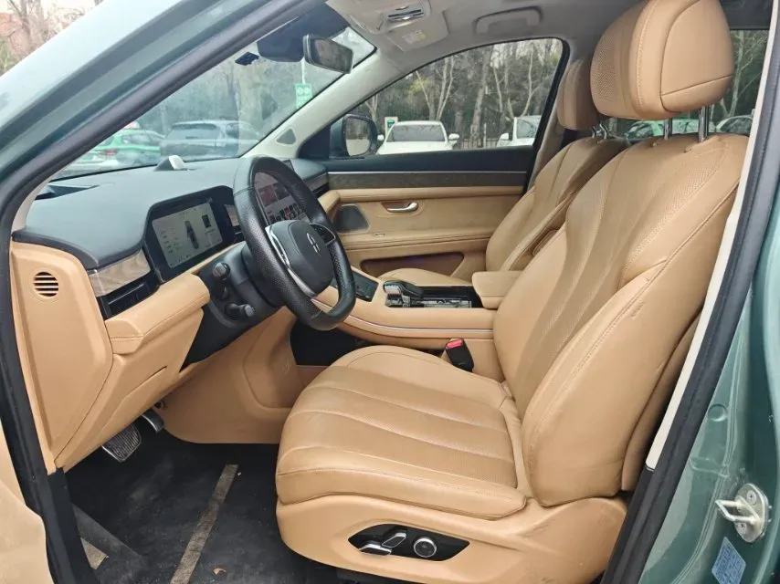 2022 Volvo S60 2.0T 197HP L4 8AT,autocango,china used car exporter,china ev exporter,chinese used car exporter,chinese used ev exporter