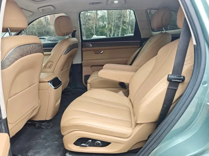 2022 Volvo S60 2.0T 197HP L4 8AT,autocango,china used car exporter,china ev exporter,chinese used car exporter,chinese used ev exporter