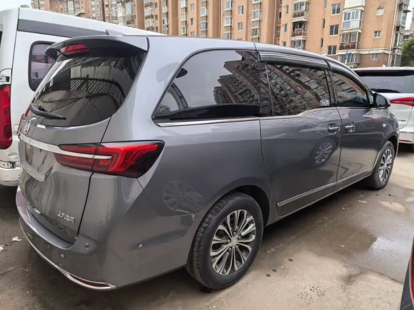2022 Buick GL8 2.0T 237HP L4 9AT,autocango,china used car exporter,china ev exporter,chinese used car exporter,chinese used ev exporter