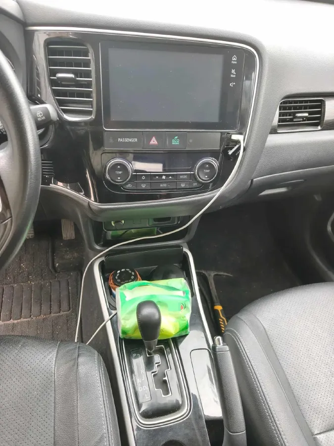 2018 Mitsubishi Outlander 2.0L 166HP L4 CVT,autocango,china used car exporter,china ev exporter,chinese used car exporter,chinese used ev exporter