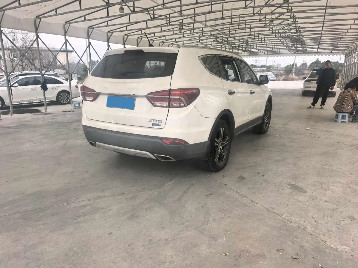 2017 LiFan X80 2.0T 192HP L4 6AT,autocango,china used car exporter,china ev exporter,chinese used car exporter,chinese used ev exporter