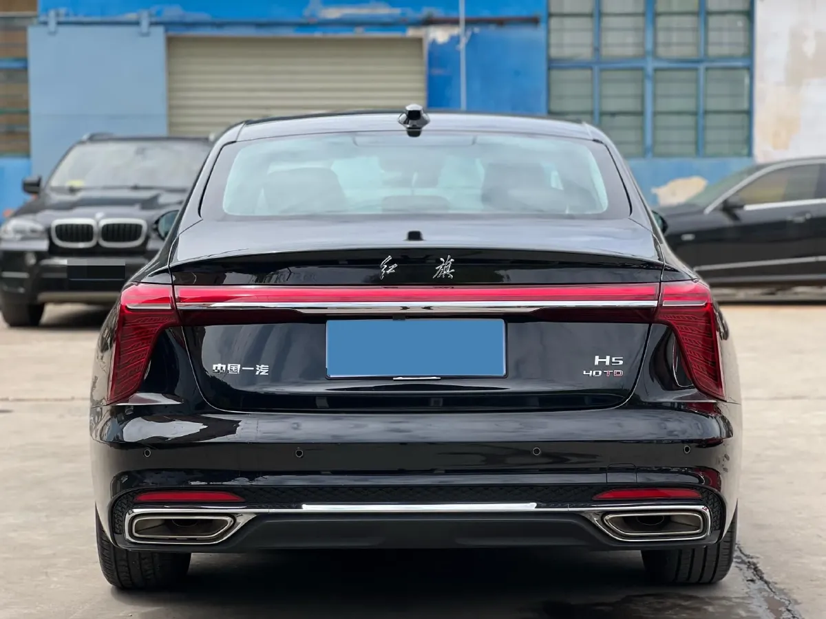 2024 HongQi H5 2.0T 224HP L4 8AT,autocango,china used car exporter,china ev exporter,chinese used car exporter,chinese used ev exporter