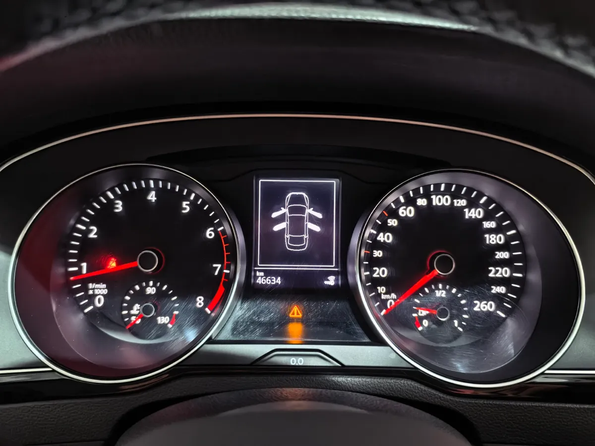 2020 Volkswagen Magotan 2.0T 186HP L4 7DCT,autocango,china used car exporter,china ev exporter,chinese used car exporter,chinese used ev exporter