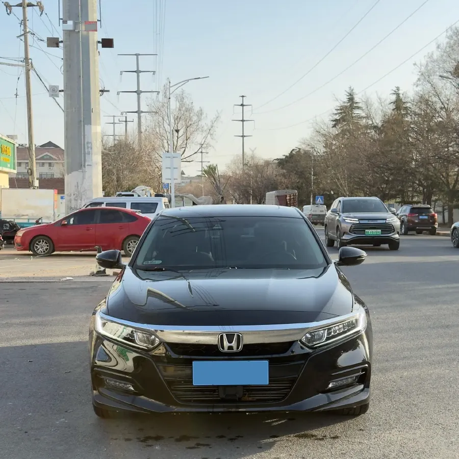 2021 Honda Accord 1.5T 194HP L4 CVT,autocango,china used car exporter,china ev exporter,chinese used car exporter,chinese used ev exporter
