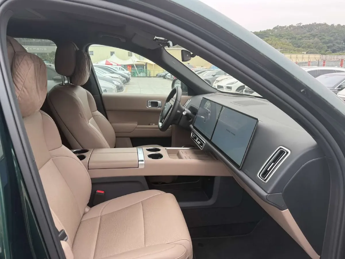 2025 Li L9 Range Extended 154HP REEV,autocango,china used car exporter,china ev exporter,chinese used car exporter,chinese used ev exporter