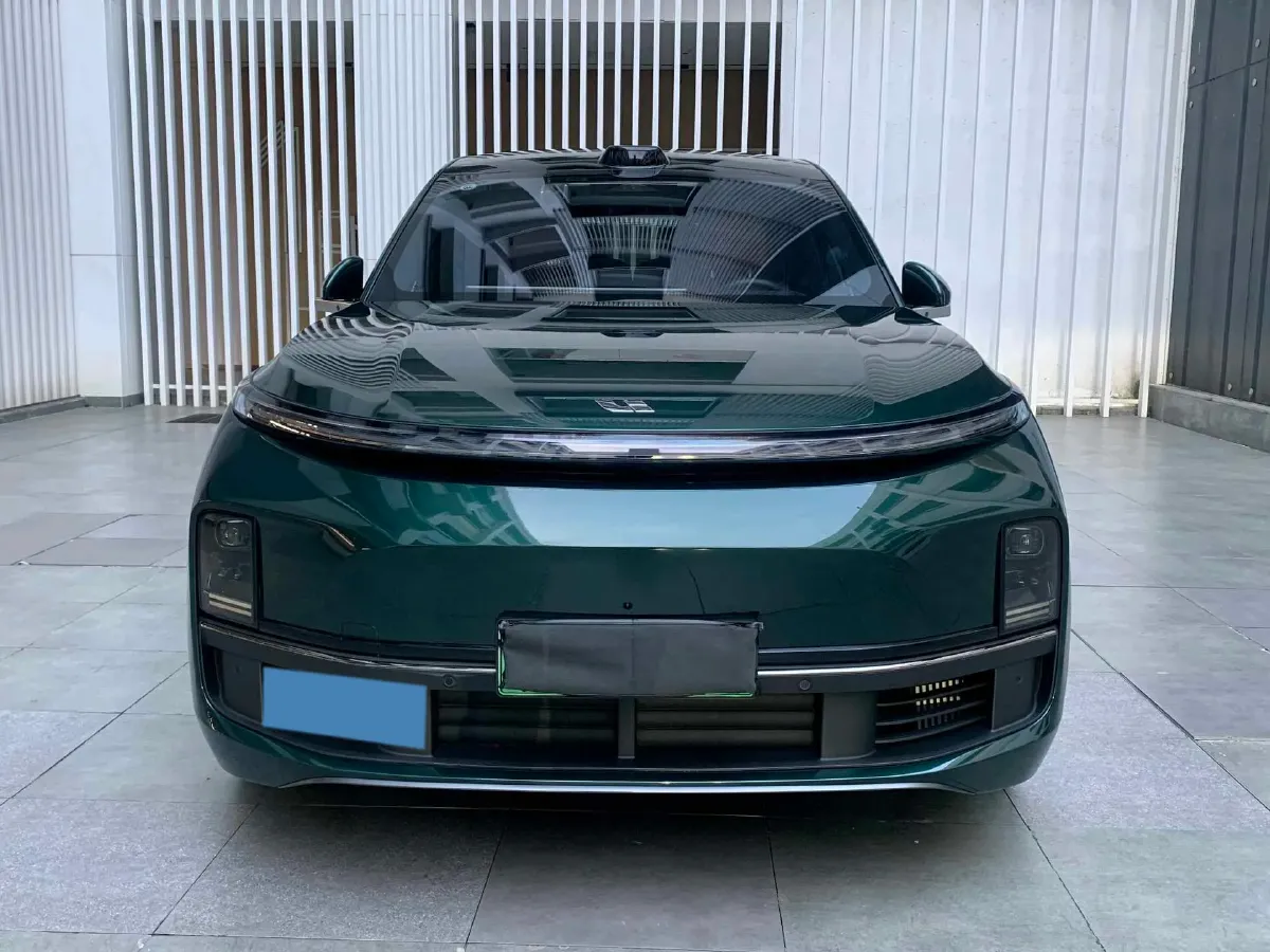 2025 Li L9 Range Extended 154HP REEV,autocango,china used car exporter,china ev exporter,chinese used car exporter,chinese used ev exporter