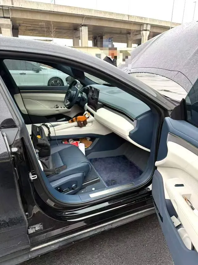 2024 Zeekr 001 BEV 95KWH,autocango,china used car exporter,china ev exporter,chinese used car exporter,chinese used ev exporter