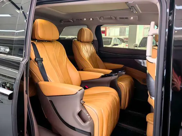 2022 BMW X2 2.0T 192HP L4 8AT,autocango,china used car exporter,china ev exporter,chinese used car exporter,chinese used ev exporter