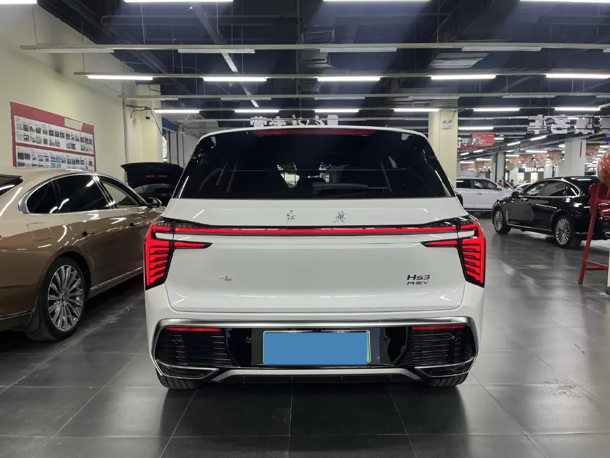 2024 HongQi HS3 1.5T 169HP L4 1DHT PHEV 18.4KWH,autocango,china used car exporter,china ev exporter,chinese used car exporter,chinese used ev exporter