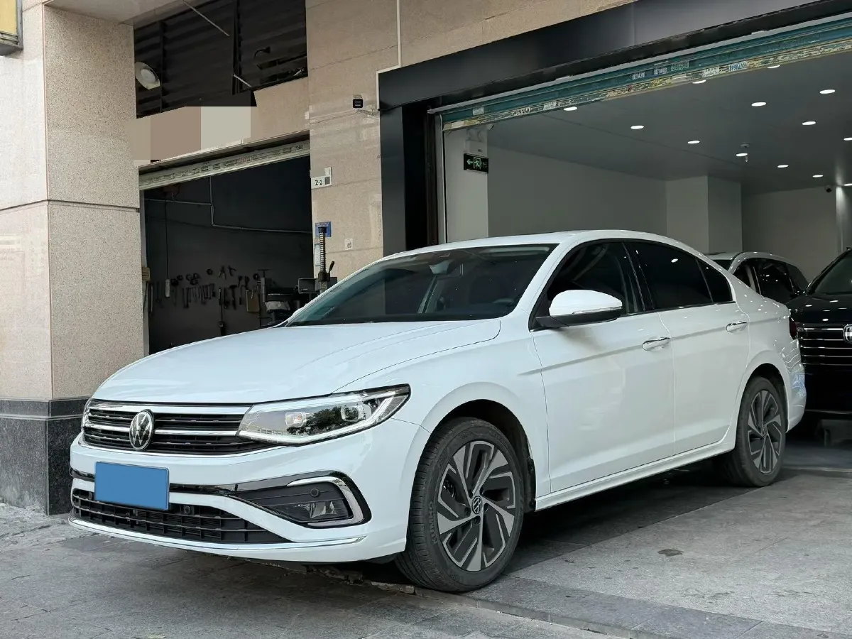 2025 Volkswagen Bora 1.5T 160HP L4 7DCT,autocango,china used car exporter,china ev exporter,chinese used car exporter,chinese used ev exporter