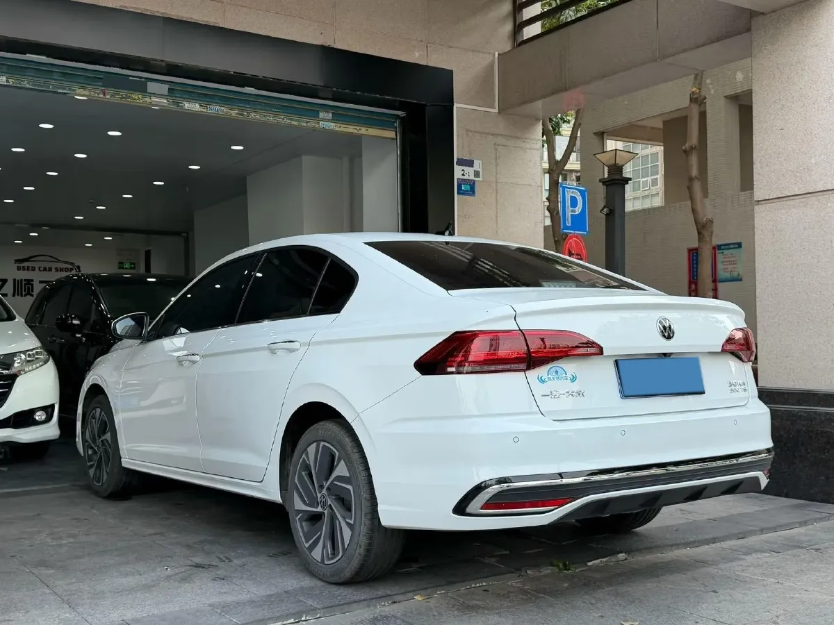 2025 Volkswagen Bora 1.5T 160HP L4 7DCT,autocango,china used car exporter,china ev exporter,chinese used car exporter,chinese used ev exporter