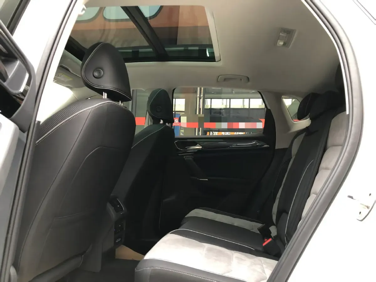 2022 Volkswagen Tayron 2.0T 186HP L4 7DCT,autocango,china used car exporter,china ev exporter,chinese used car exporter,chinese used ev exporter