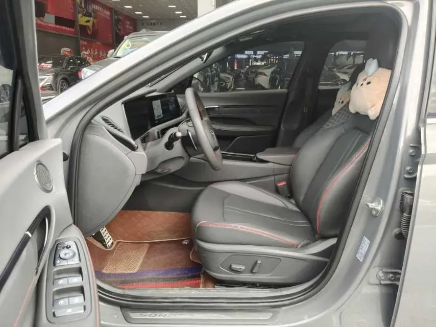 2020 Hyundai Sonata 2.0T 240HP L4 8AT,autocango,china used car exporter,china ev exporter,chinese used car exporter,chinese used ev exporter