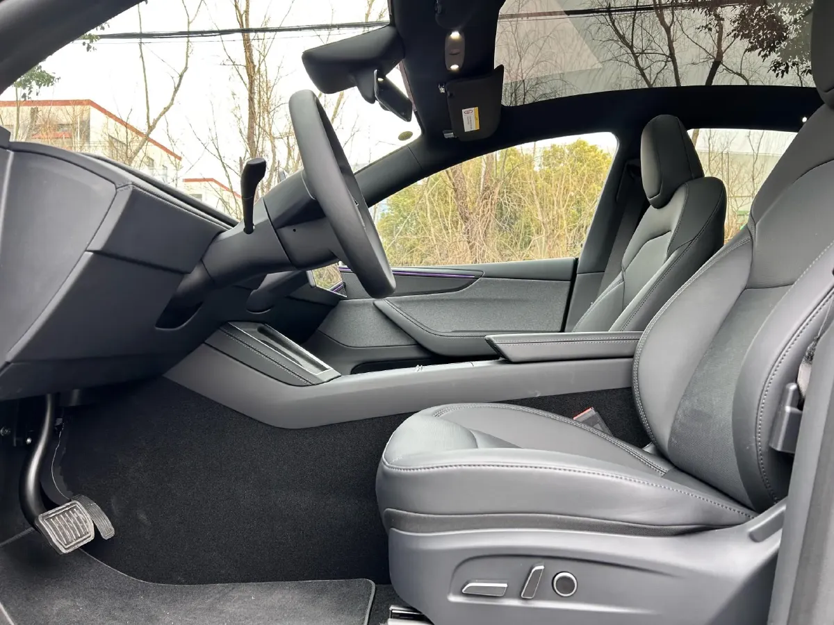 2026 Tesla Model Y BEV,autocango,china used car exporter,china ev exporter,chinese used car exporter,chinese used ev exporter