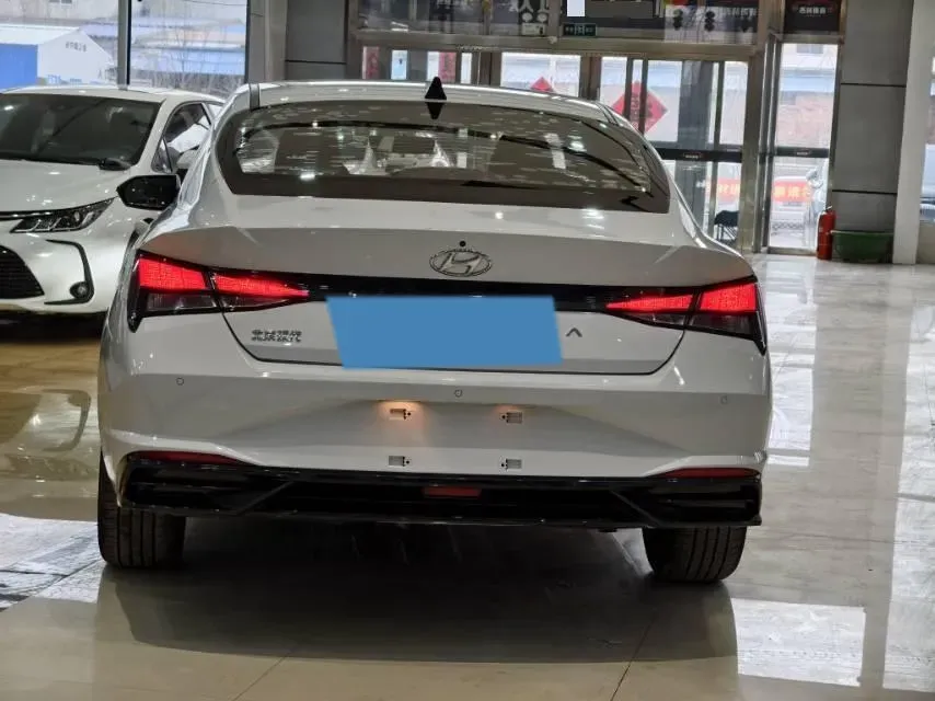 2022 Hyundai Elantra 1.5L 115HP L4 CVT,autocango,china used car exporter,china ev exporter,chinese used car exporter,chinese used ev exporter
