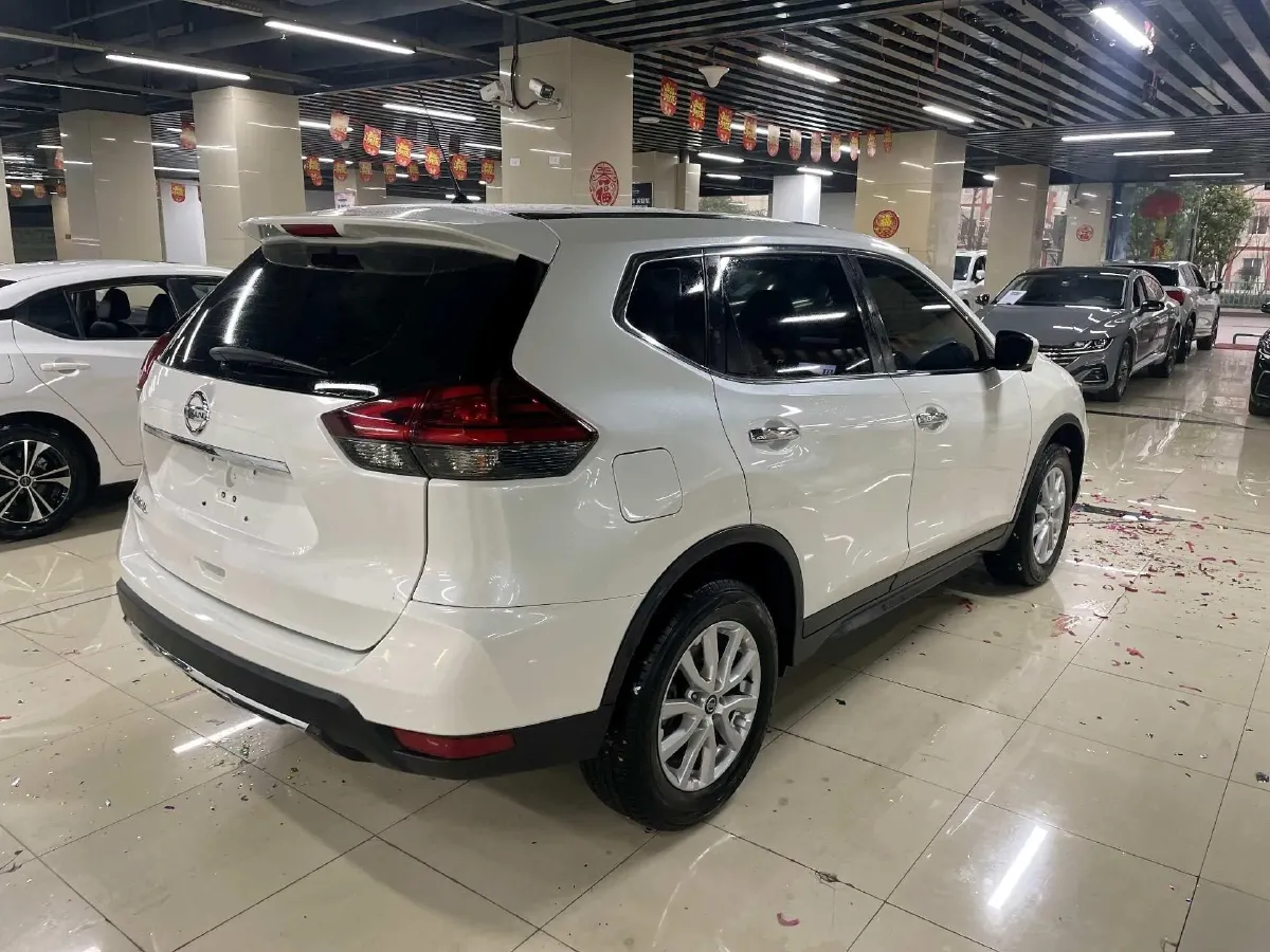 2021 Nissan X-Trail 2.0L 151HP L4 CVT,autocango,china used car exporter,china ev exporter,chinese used car exporter,chinese used ev exporter