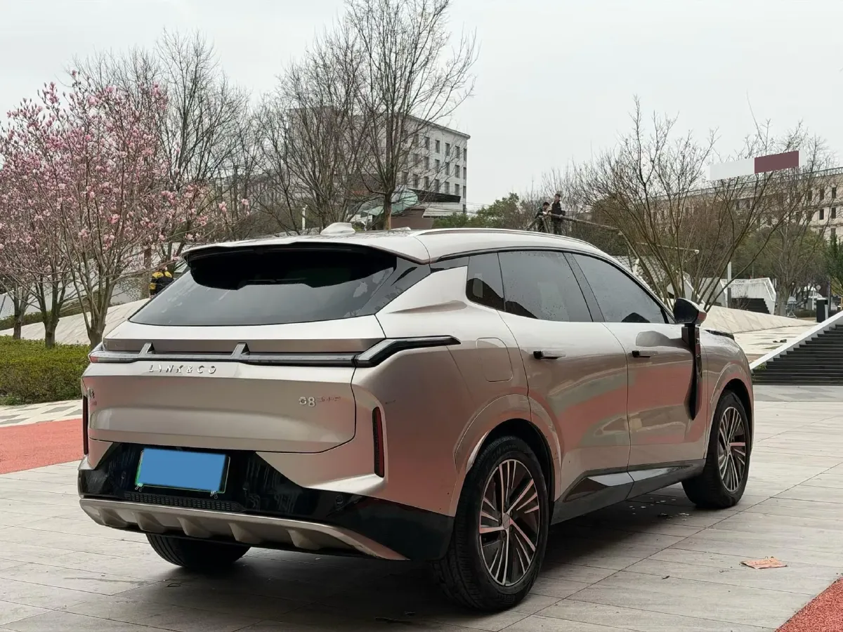 2025 LYNK&CO 08 EM-P 1.5T 163HP L4 3DHT PHEV 39.6/39.8KWH,autocango,china used car exporter,china ev exporter,chinese used car exporter,chinese used ev exporter