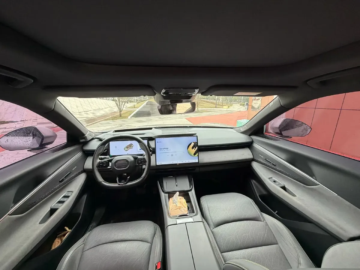 2025 LYNK&CO 08 EM-P 1.5T 163HP L4 3DHT PHEV 39.6/39.8KWH,autocango,china used car exporter,china ev exporter,chinese used car exporter,chinese used ev exporter